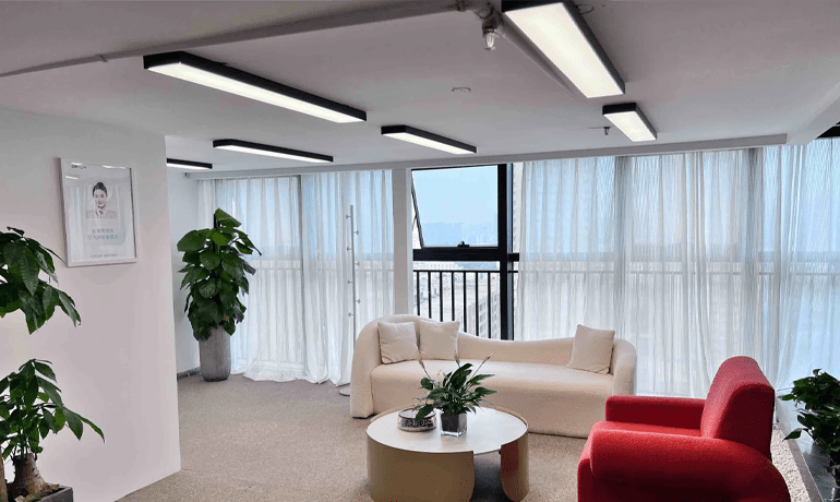 青島專業(yè)皮膚管理中心，科學(xué)護膚引領(lǐng)健康美肌新風(fēng)尚