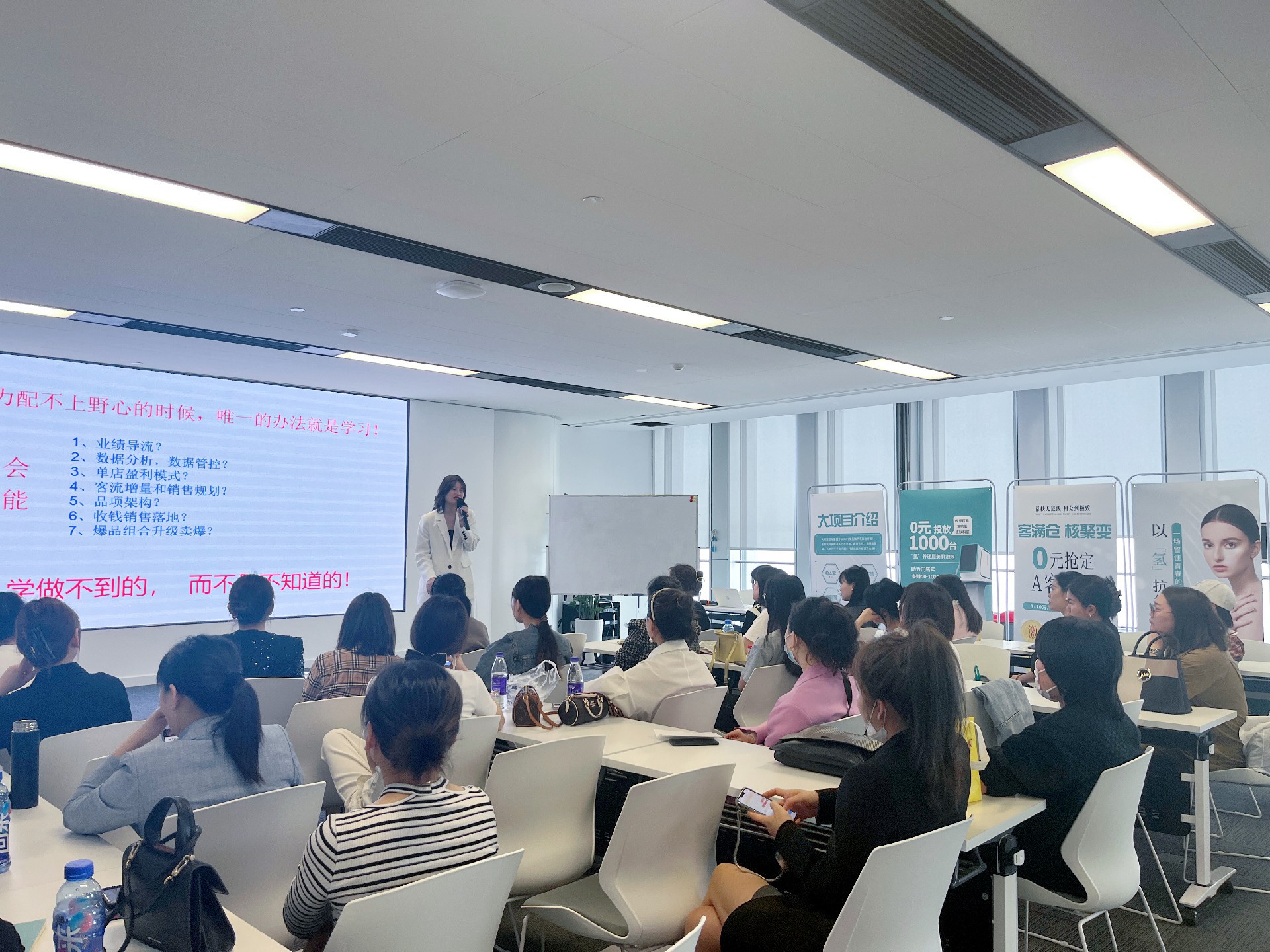 1681971881115191.jpg 2.jpg